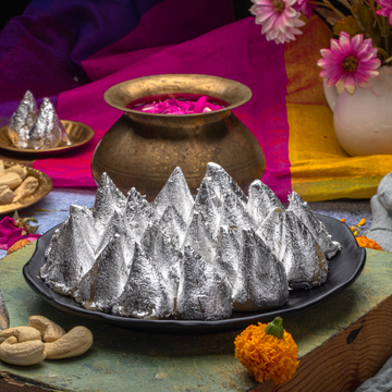 Kaju Samosa